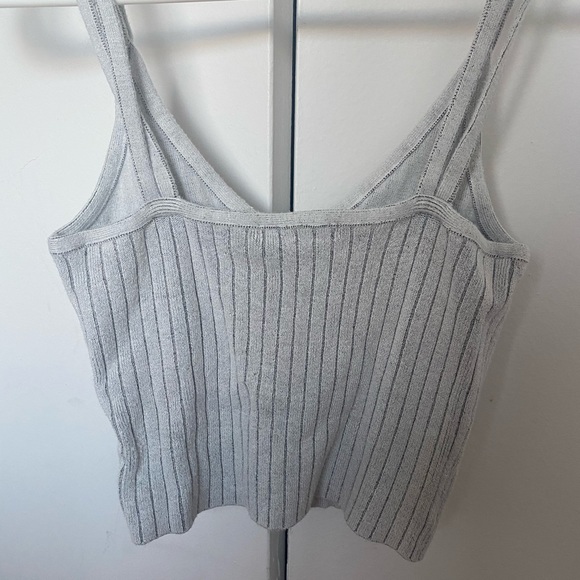 Forever 21 Ribbed Crop Top - Picture 2 of 4